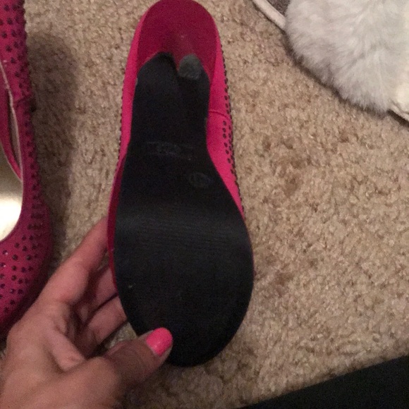 Pink heels - Picture 2 of 4